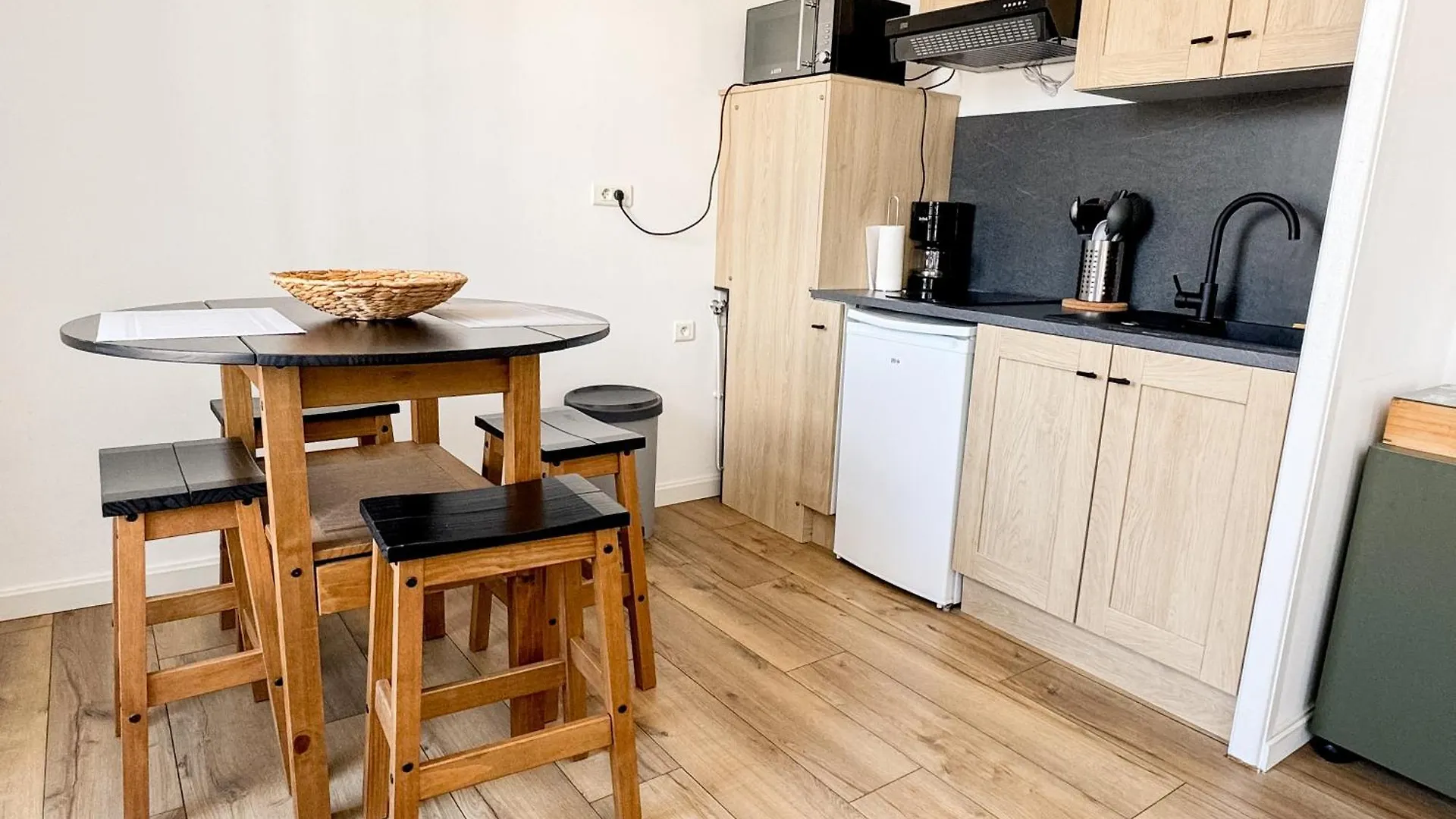 Appartement Quimper Centre Ville Avec Parking Franciaország